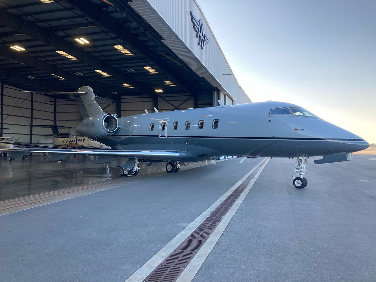 AerlexLawGroup's tweet image. We are back at it at the #AdvancedAir hangar 🛩 shooting the #SuperLawyers article. President of Aerlex, Stephen Hofer has now been awarded the “Super Lawyer” title for 12 consecutive years ⚖️
.
.
#aviation #aircraft #jet #Aerlex #bizav #StephenHofer #aviationlawyer #Challenger