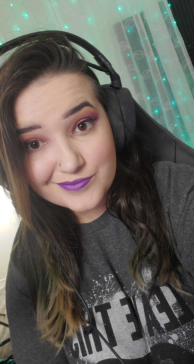 TipsyMini's tweet photo. https://t.co/7Ln5p5G92d

Hey cutiepies! Starting the stream with #Phasmophobia then playing #scp, hope you all can stop by! 💙

#tipsymini #gamergirl #cute #funny #smallstreamer #spooky #ghost #twitch #live #LGBTQ #makeup https://t.co/ZVXxA8EYIC