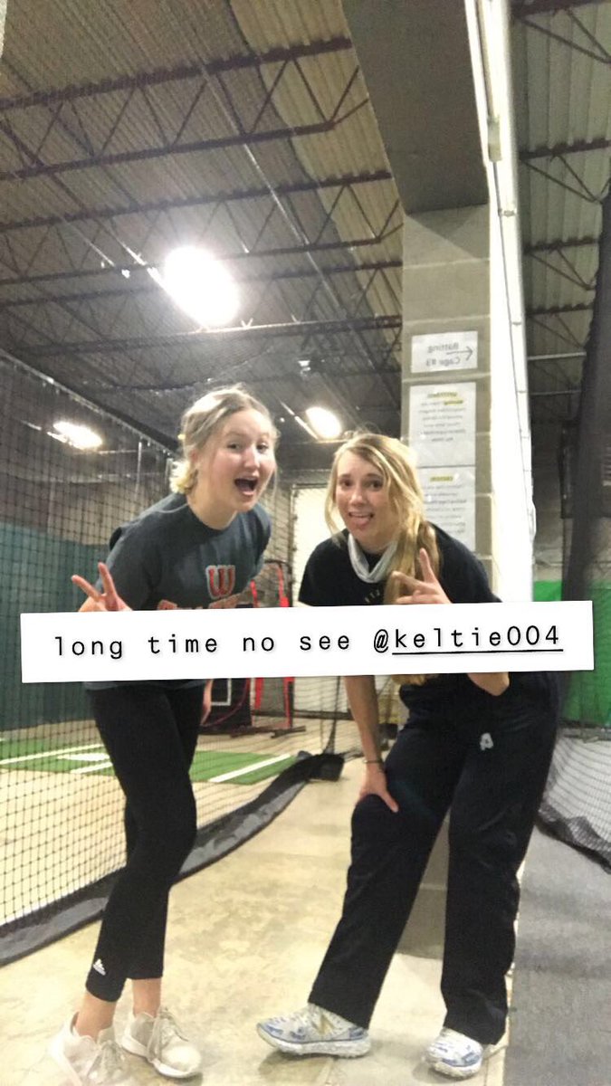 Meredith Manke tweet media