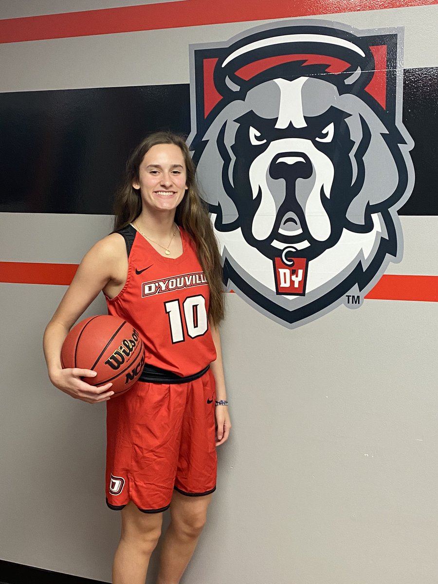 sydd_ottomano's tweet photo. I’m proud to announce my commitment to further my academic and athletic career at D’Youville College. Excited for the future &amp; opportunity to play @DY_WBB thank you to my parents, teammates @SMH_WBasketball coaches especially @DoubleD1123 @syracuseroyals @CoachKuberka Go Saints❤️ https://t.co/TrG8bKRjc8