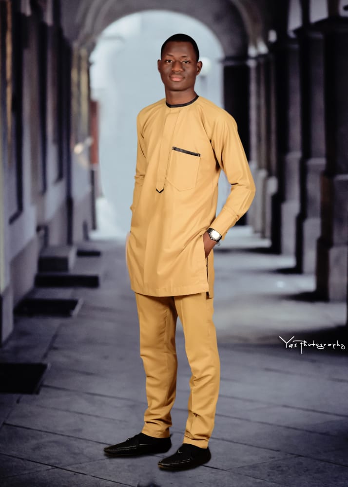 ElijahOnimisi's tweet photo. Just like the Psalmist cried in Psalm 90:12, I yearn passionately that years be added to my life and life be graciously added to my years.
Hallelujah...For I walk in light🔥
Happy birthday Samuel Elijah Oluwatobi Onimisi
#13thNov https://t.co/TyHuwoEIwI
