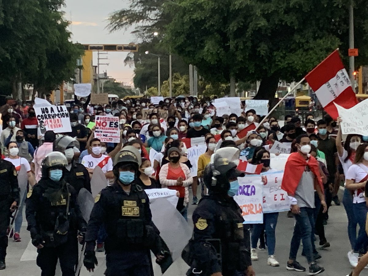 DelChiraNoticia's tweet photo. #Sullana se suma a las protestas 
#Merinonomerepresenta https://t.co/eFQWBkk7AY