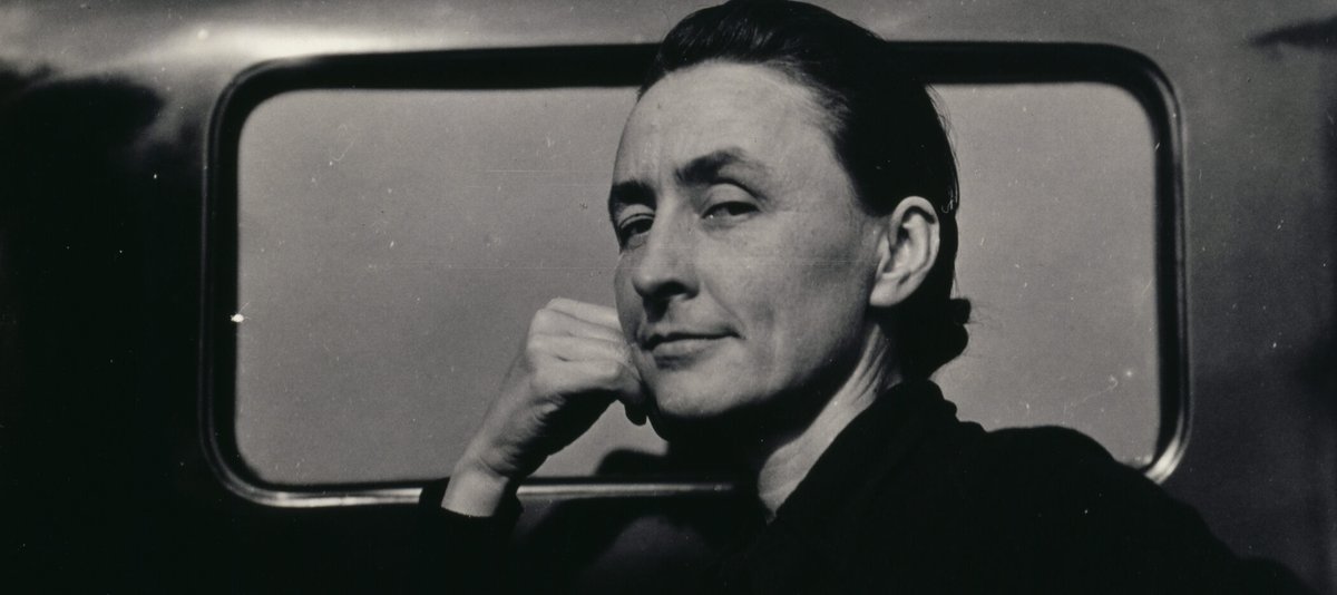 🎂  Virtual Happy Hour: #GeorgiaOKeeffe Birthday Celebration

Join <a href="/okeeffemuseum/">GeorgiaOKeeffeMuseum</a> and NMWA staff to celebrate the life and work of #GeorgiaOKeeffe! Learn about her art and practice through various works while enjoying a specialty cocktail in her honor. 🥂  bit.ly/3n6RNJm