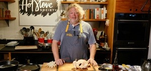 SeattleFOT's tweet image. Bid on this experience at the live virtual auction on November 21. Join Seattle @ChefTomDouglas as he leads you and your group virtually, for a “Pasta From Scratch” class in the comfort of your own kitchen!  Register to bid here: seattlefestivaloftrees.ejoinme.org/mainpage