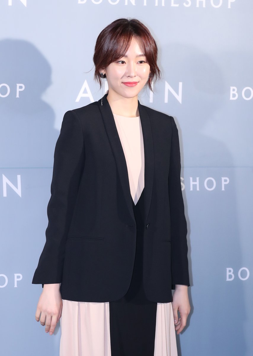 [단독]윤계상, 서현진과 드라마 '너는 나의 봄' 주인공💕 ✔️ https://bit.ly/32Iaag2 #윤계상 #서현진 #드라마 #너는나의봄Translate post