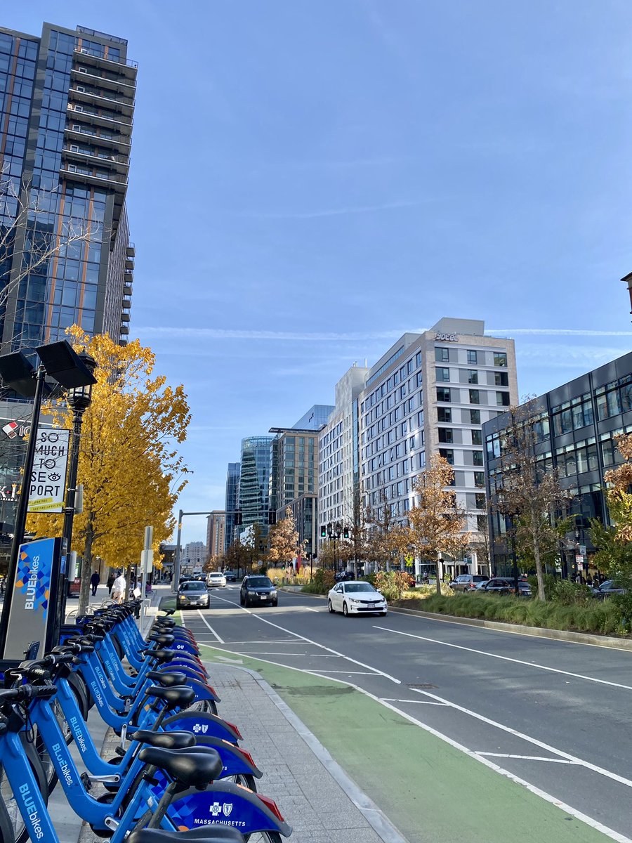 MrsNickYoung's tweet photo. boston is clearly the superior city and continues to live in my head rent free😩😩 https://t.co/JcOeZjCeQA