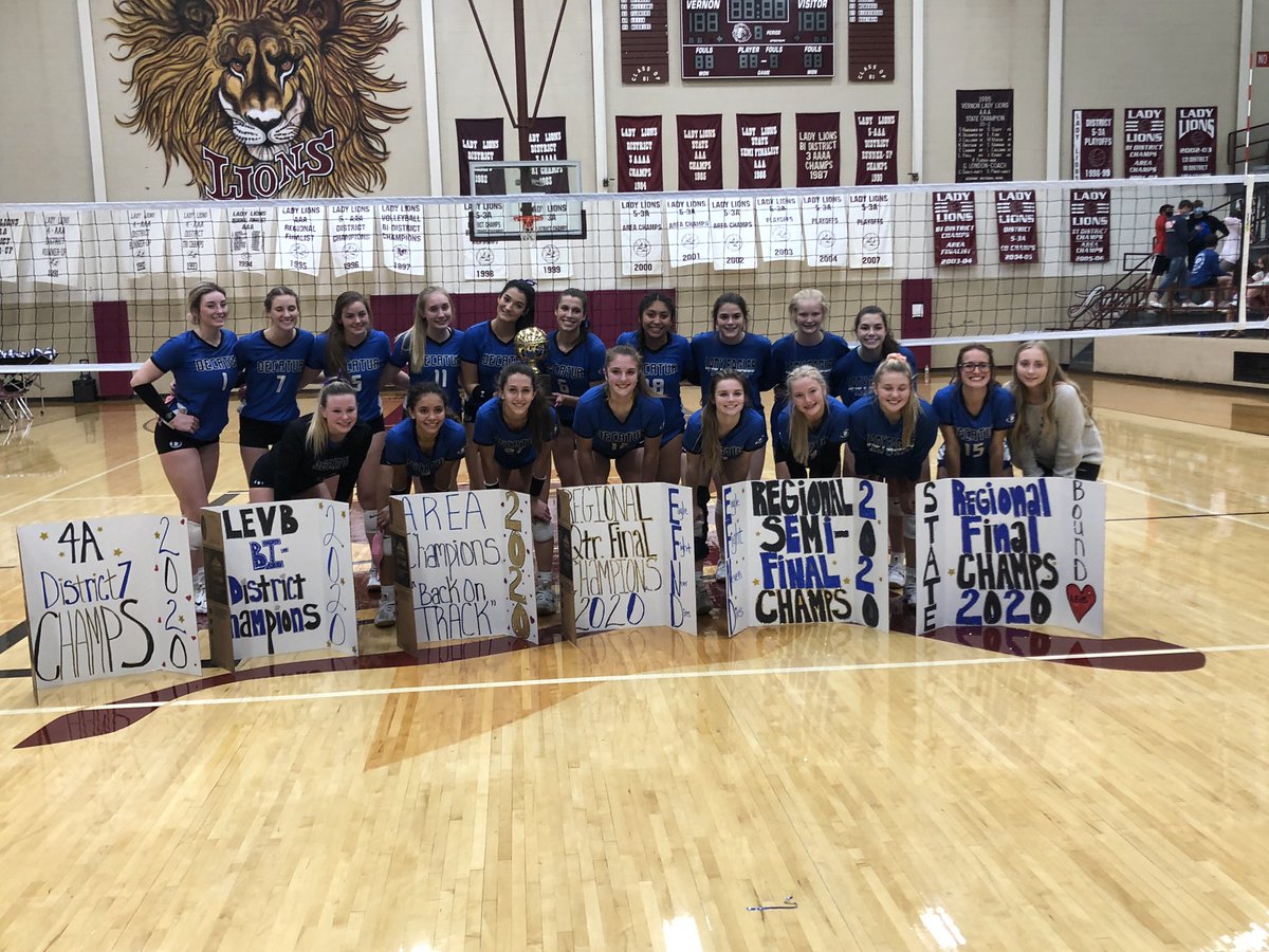 decaturisd's tweet photo. The Lady Eagles advance to the 4A State-Semifinal with a gutsy win over Canyon 22-25, 25-21, 25-11, 25-10. #LEVB a will face the winner of the Kennedale- Aubrey matchup set for tomorrow. #backontrack @decaturvball https://t.co/kAYxMRCjQT