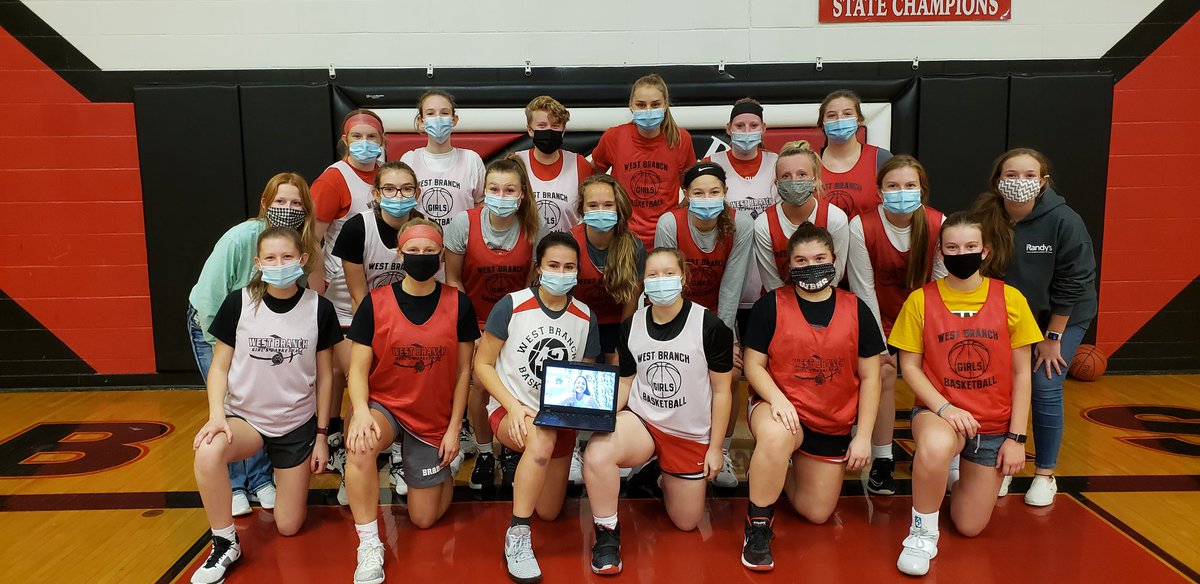WBTimes's tweet photo. Your @WB_Girls_Hoops team for 2020-21!
In a first for editor @gregorynorfleet , a team photo includes a player joining on a laptop https://t.co/ueDdM6e0vF