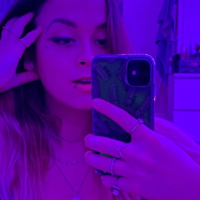 alexandraZp0's tweet photo. #NewProfilePic https://t.co/2FovfM1SyI