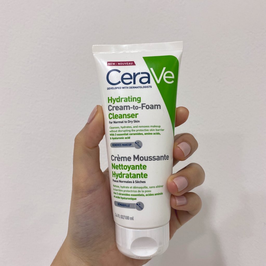 thedocterswife's tweet photo. #แจก 
Cerave cream to foam ตัวดัง เป็นที่ล้างคสอ+ล้างหน้า ในขั้นตอนเดียว ดีมากสะดวกมากก เหมาะกับคนเป็นสิวผิวแพ้ง่ายมากๆ 

✨📌กติกา ฟอล+รี+ฝากซับ youtube เมียหมอขอรีวิว ค่าา แคปมาแปะในคอมเม้นหน่อยน้าา

#แจกฟรี #แจกฟรีไม่รีได้ไง #แจกฟรีแค่รีฟอล #แจกฟรีไม่ฟอลได้ไง #แจกฟรีก็รีกันไป https://t.co/Gr9J1Ayq3U