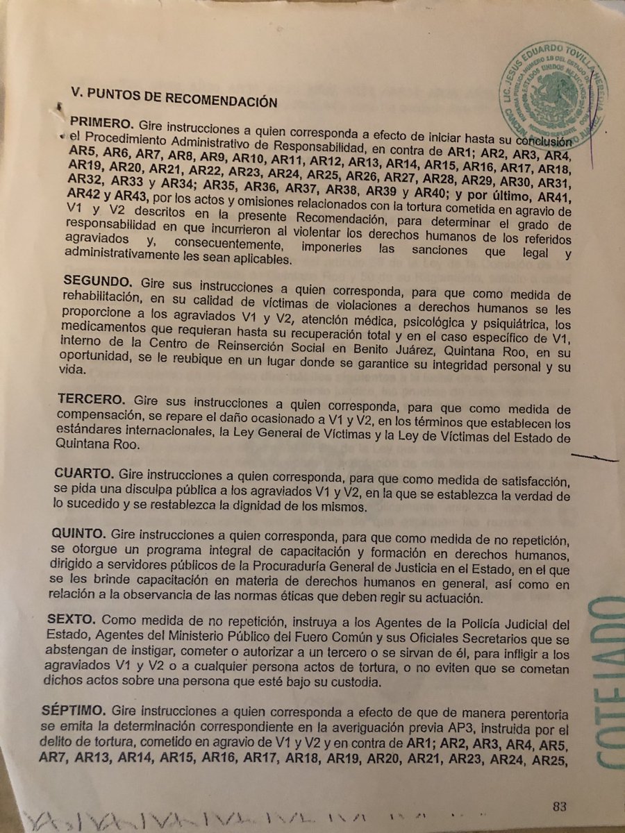 YaskadeF's tweet photo. ⁦@CarlosJoaquin⁩ 👇aquí está l lista de lis 43 policías=⁦@FGEQuintanaRoo⁩ que desde hace más de 7 años TORTURARON y violaron a mi hijo. Tienen órdenes de aprehensión y siguen activos. ⁦@SEGOB_mx⁩ ⁦@CNDH⁩ No se hagan los sorprendidos con tantas muertes!! https://t.co/lpcgSTUgvF