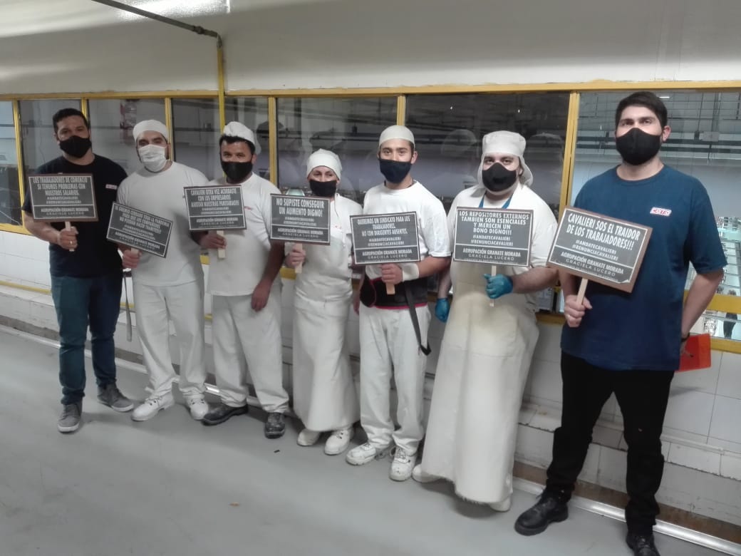 diegodas52's tweet photo. #andatecavalieri
#renunciacavalieri
El siniestro de los trabajadores no una pimentero
@ibocortez49 
@SubOrganizacion 
@MuerzaRamon 
@lpsargentina https://t.co/fzBS3rupq2