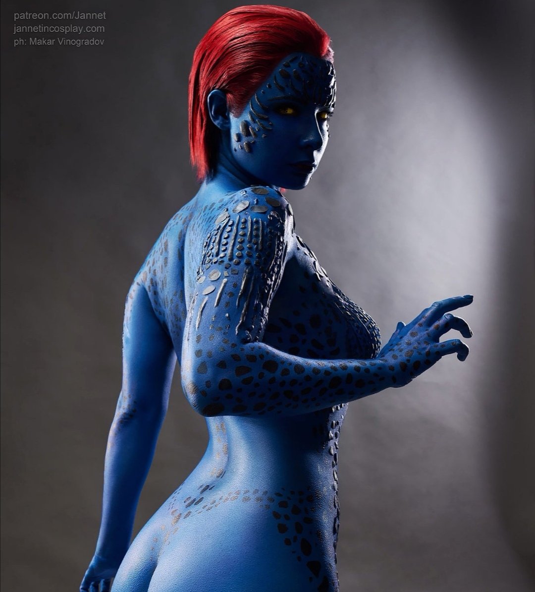 Today it is already one year since Mystique Cosplay. 