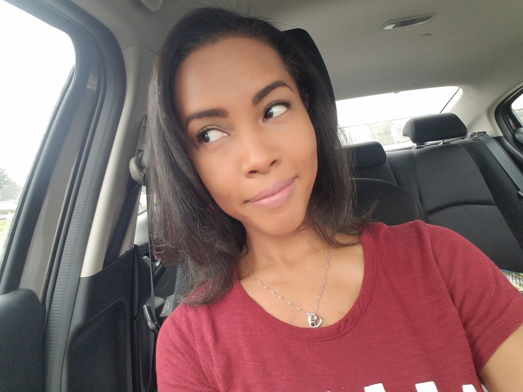 daniadenise's tweet photo. Because you can make a #kissyface without looking like a 🦆.

Also because I can be #random at times &amp; I'm okay with that. 😄

Carry on, folks, carry on. 

#selfies #noduckface #awwshuckyducky #quackquack #kisses #randomselfies #yourewelcome #goodvibes #whyamialwaysinmycar https://t.co/bUetbSuweB
