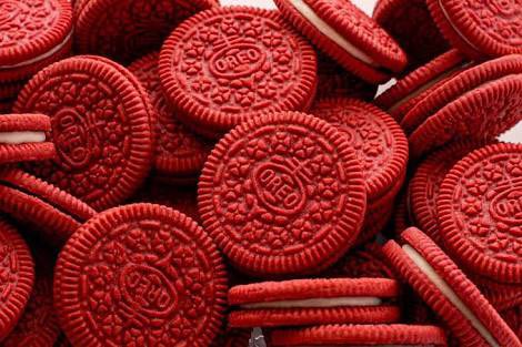 紅に染まったこのオレオ っていうために存在している様なオレオが発見される メロディー付きで脳内再生される 1枚くれない あげないだぁぁぁぁ Togetter