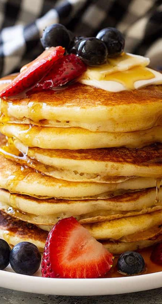 brianwynne100's tweet photo. No pancakes for fascists
#MillionMAGAMarch #MillionMAGAMarch2020 #StopTheSteaI 
#MillionMoronMarch 
#makeamericapancakesagain https://t.co/2mwJOrb4ab