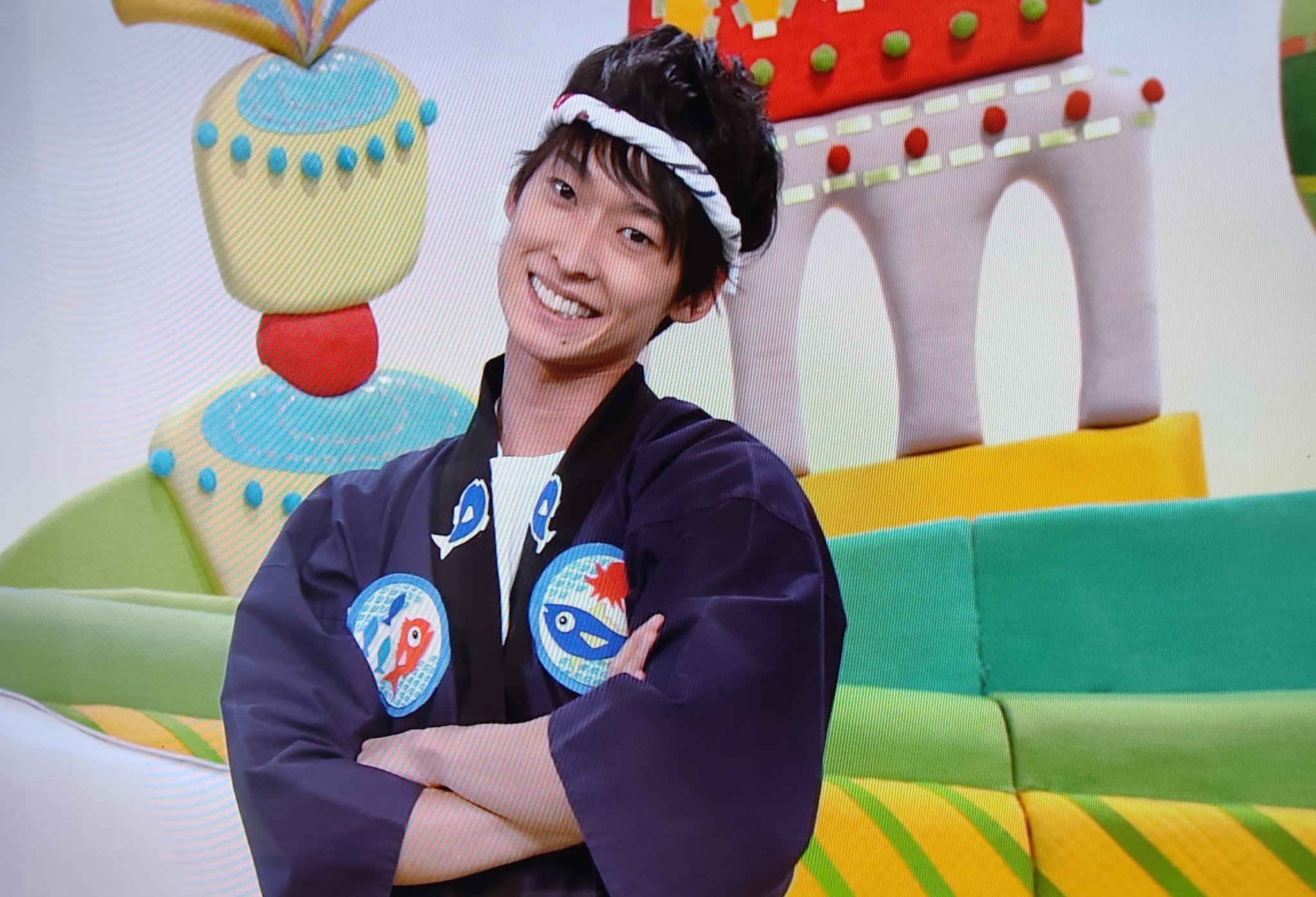 ぴーちゃん おかあさんといっしょを観ていたら かわいい魚屋さん って歌が始まって 本当にかわいい魚屋さんが出てきたからびっくりしました 語彙力 T Co Jxevf3ncts Twitter