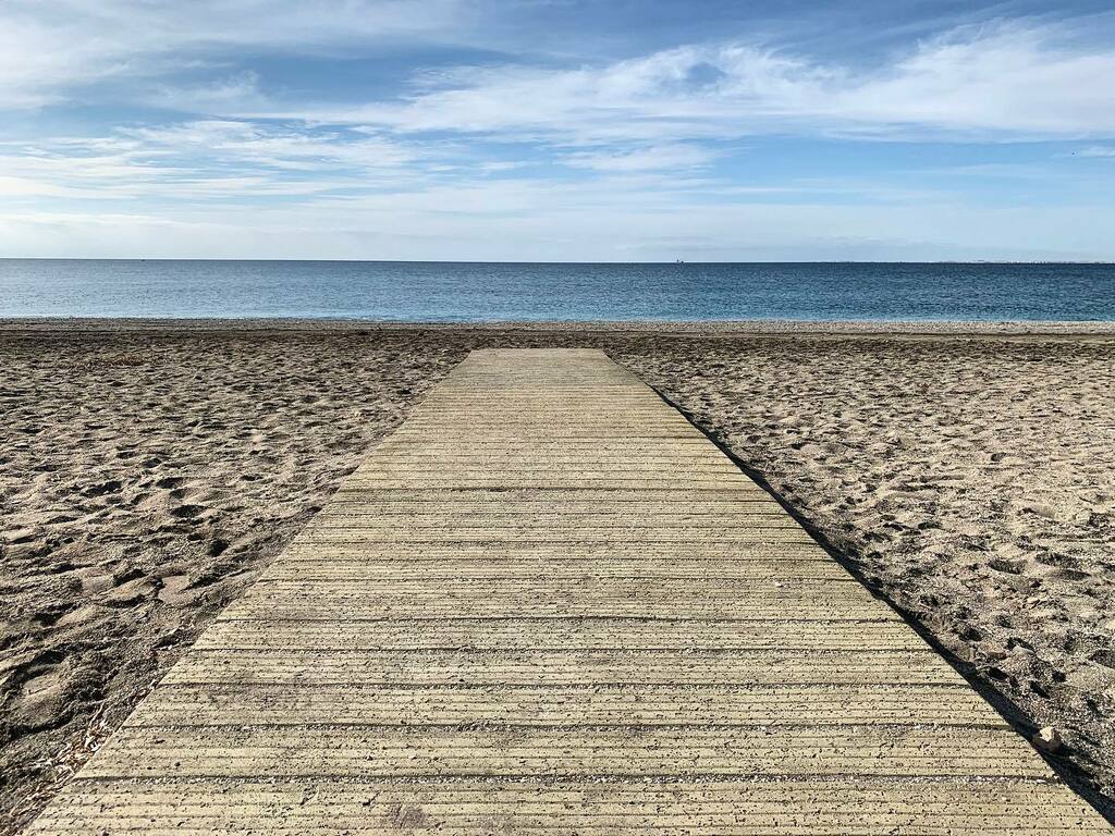 Franixu's tweet photo. #project366 #p366 #Instagramp366 #ThePicOfTheDay #InstaPic #concepts #sea #beach #coastline #nautical #sky #landscape #blue #scenics #NoPeople #House #Outdoors #Exterior #Nature #Sea #Coastline #Mediterranean #noviembre #CloudSky #Cloudscape #NoPeople #H… https://t.co/VyJW84YoHv https://t.co/Inp0qDxPmg