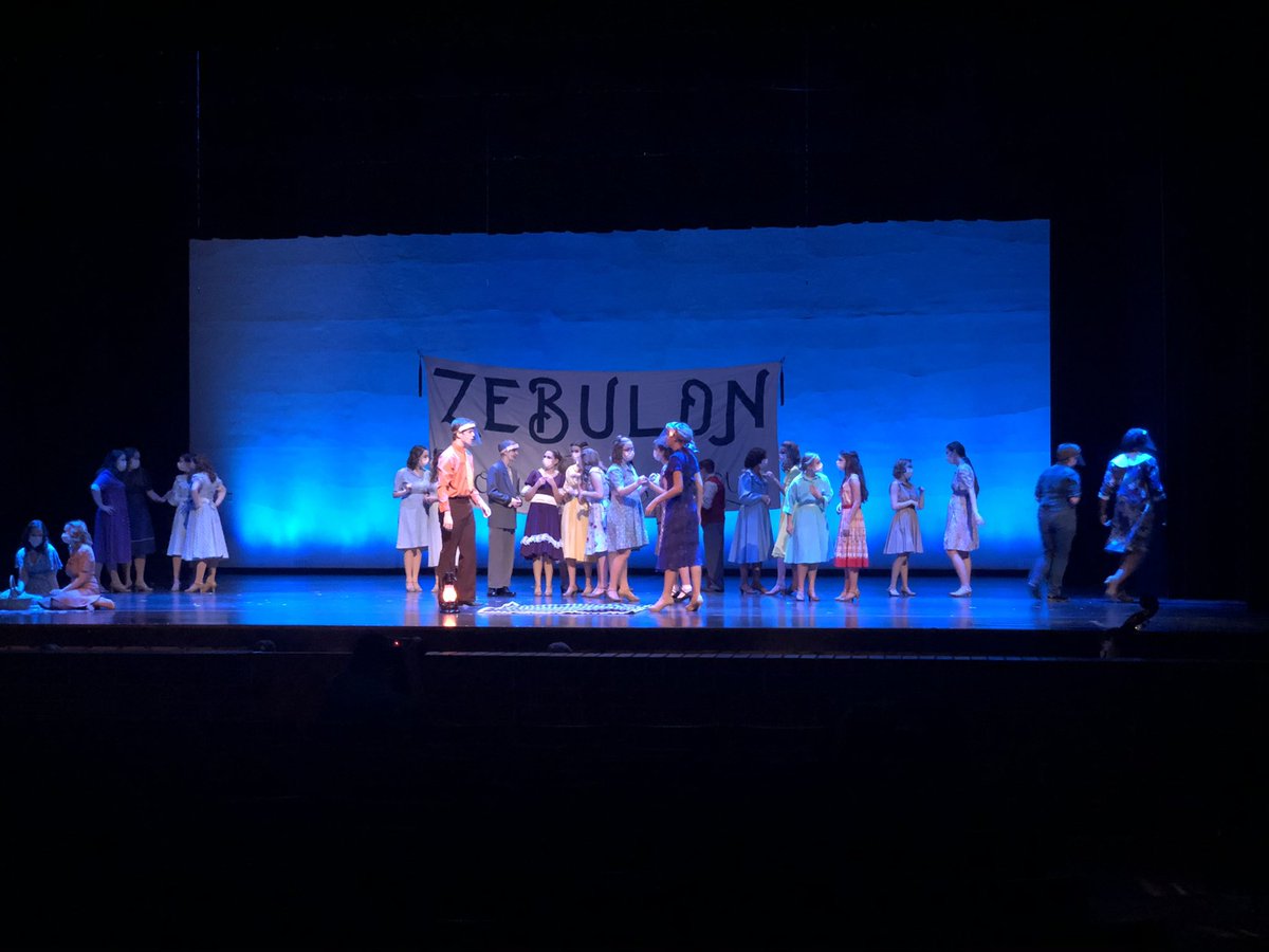 MattHines10's tweet image. Great to see dress rehearsal of @AHS_Orioles “Bright Star” A fantastic musical by our amazing students! Get your tickets for this weekends performances at avonhs.booktix.com/#WeAreAvonWeAr…