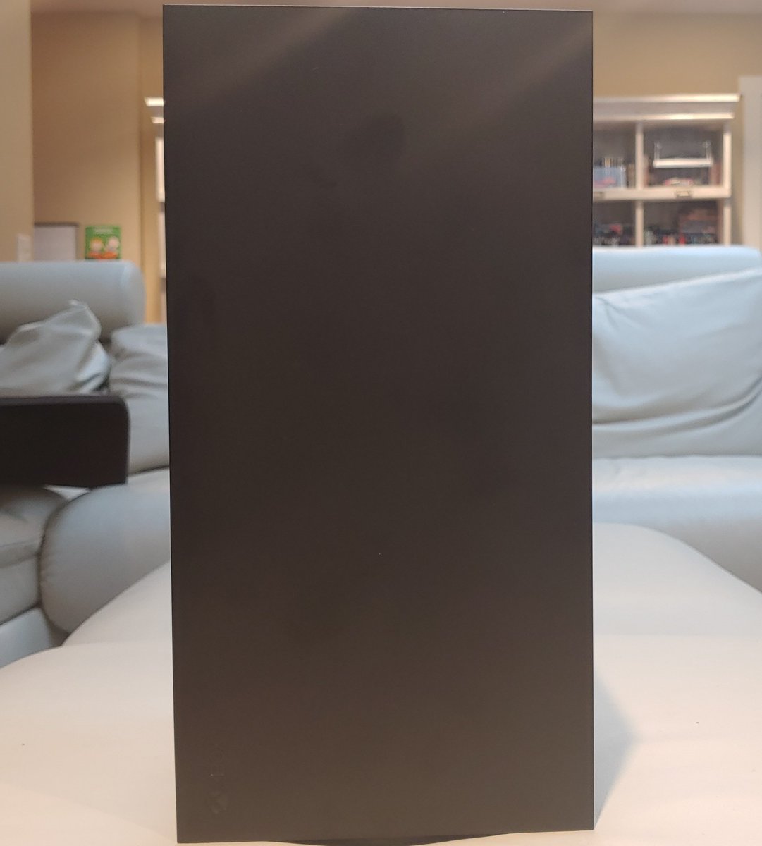 angelmexluis's tweet photo. #XboxSeriesX unboxing thread: the console

#xboxseriesx #xboxseriess #xboxscarlett #xbox #xboxone #xboxteam #TeamXbox #xboxlaunchcelebration #unboxing #xboxunboxing #microsoft #gaming #gamer #gamedev #gamedevlife #gamedeveloper #gamedevelopment https://t.co/J4QTVgW3NB https://t.co/2R5OTrmLlw