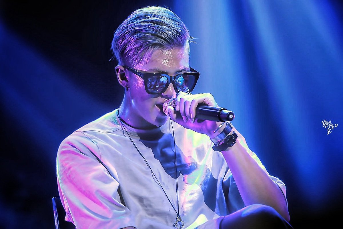 kimnamjoonpics's tweet photo. it's been 3 years since namjoon has changed his stage name to “RM” 🔥 https://t.co/fxHt7w07Rp