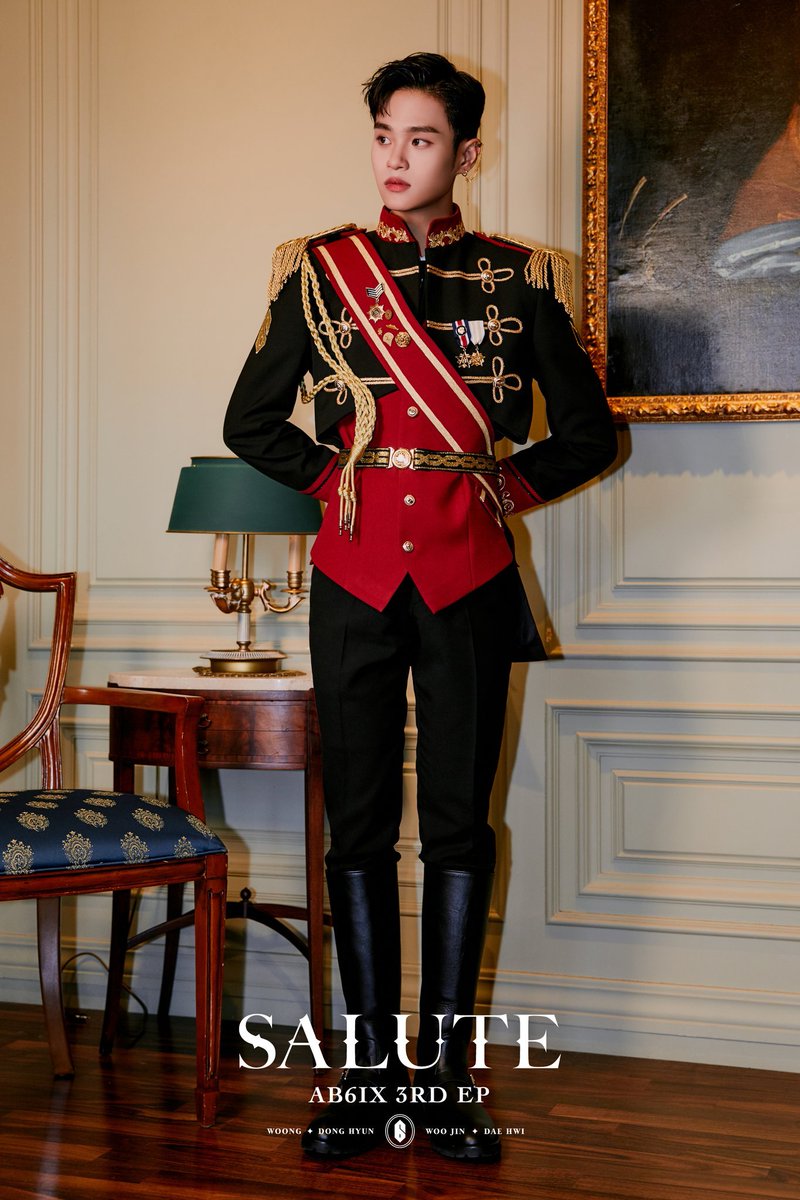 When a friend suggested I listen to "Rose, Scent, Kiss" by Daehwi from AB6IX, I fell in love with that song. Hard. Daehwi is one of those idols who has such a distinctive and awesome voice, not to mention he's so smart and has a personality I like.