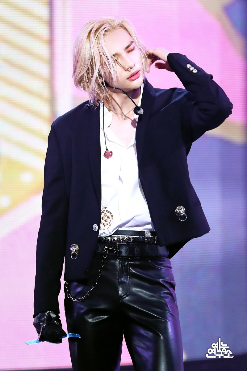 ちまっこ これくらい長いロン毛もまたいい ヒョンジン Straykids Hyunjin