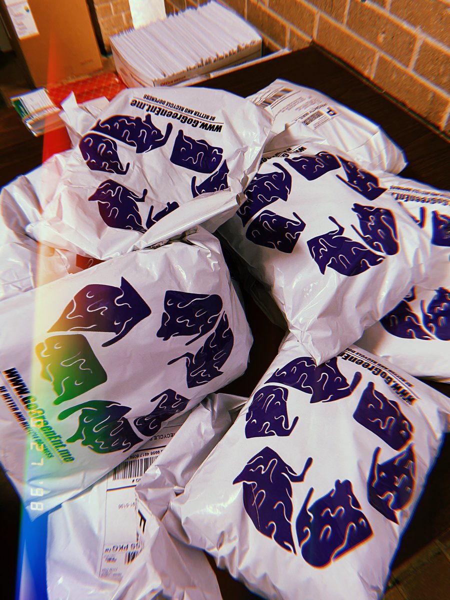 TheRealJonS's tweet photo. been busy 😅 but busy is GOOD ♻️♻️♻️ thx for the help @FuckWithEdgar 🤝 #GoGreenEnt ♻️♻️♻️ https://t.co/eh8FD8aSML