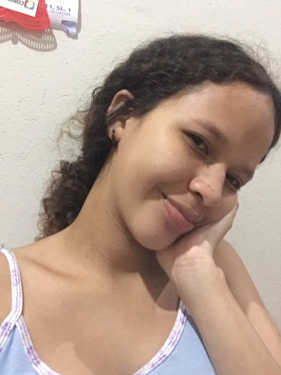 roxestef's tweet image. Necesito dormir! 💤😪