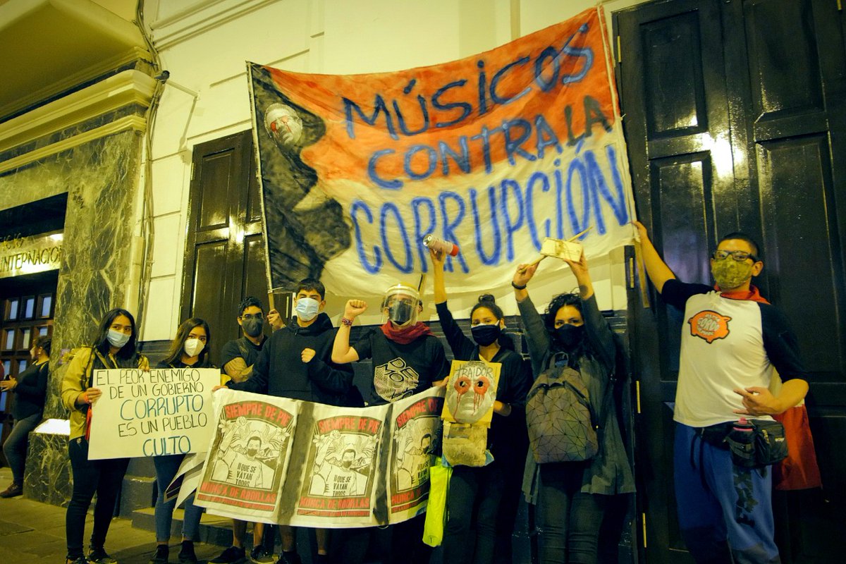 MusicaOrgPeru's tweet photo. #Musicoscontralacorrupcion ✊💪 https://t.co/9y0I7Dhw2S