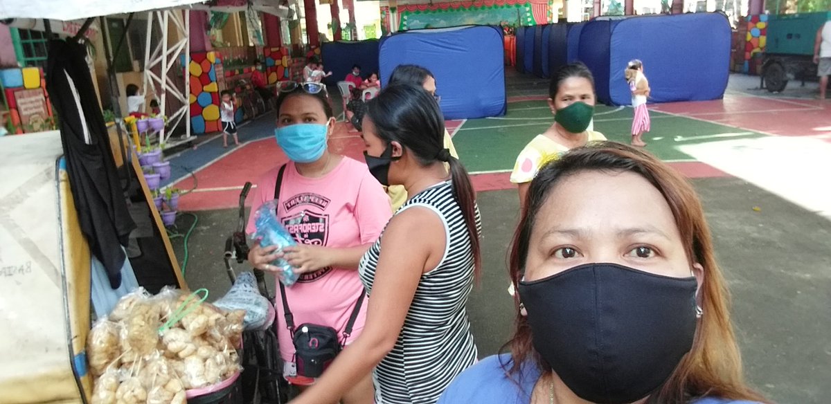 CHABSTABS1's tweet photo. Hi every one...
Who is in kindness and a Generous Heart.
We are in need for my kalugar.
Need po nila ng Tulong ,
Kung Meron po kayong kahit sobrang Kumot,tuwalya,mga damit at kahit ano po.
Nawa po makaabot tayo ng tulong sa kanila.
BAGONG SILANGAN QUEZON CITY.
#SURVIVORANGPINOY https://t.co/Fc8eOMHk1l