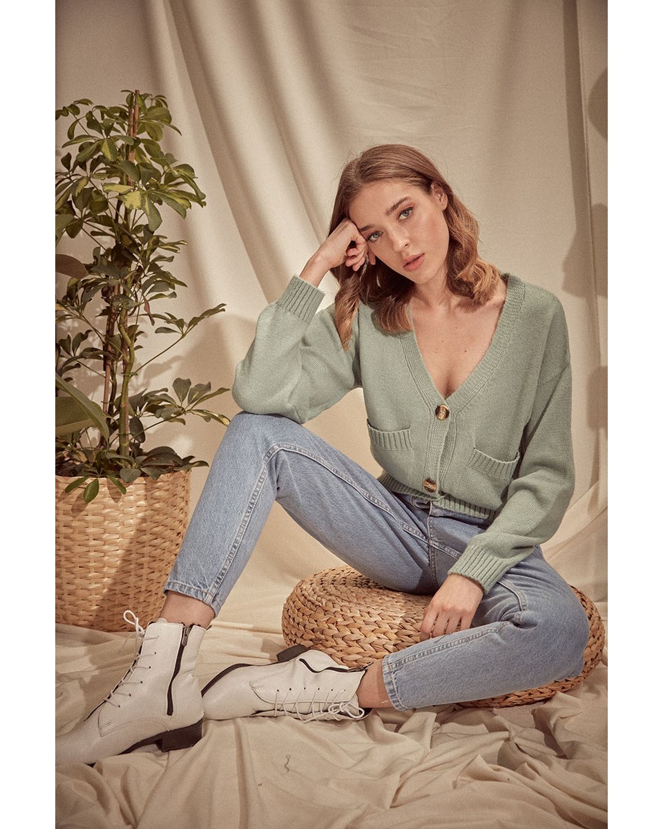FullaModa's tweet photo. Ürün Kodu🔎414014
Düğmeli Cepli Triko Hırka: 39,99 TL❤️
Bedenler: Standart
Ürün Kodu🔎413641
Beli Lastikli Mom Jean: 69,99 TL❤️
Bedenler: 25-26-28-30-32
📲WhatsApp: 0534 277 5225
#fullamoda #mdfulla #giyim #kadın #stil #trend #sonbahar #kış #yenisezon https://t.co/8mx7155VQu