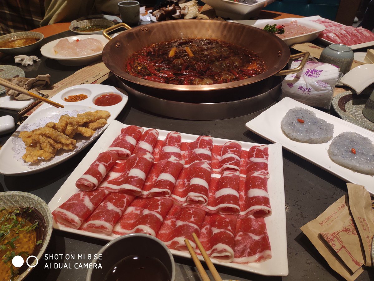 PonyYoung's tweet photo. #おと飯テロ
おとちゃんみてみて
昨日は友達と一緒に、海底捞の超辛い鍋を食べましたよ https://t.co/6L7jBnqeY6