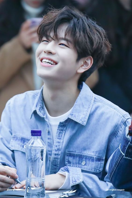 A newer JYP group is Stray Kids and, funny story, my bias Felix brought me to them through a funny video of him being excited over snow falling at a rest stop in Korea. He's from Australia, so maybe it was a novelty but it was adorable. Seungmin has recently become bias #2.