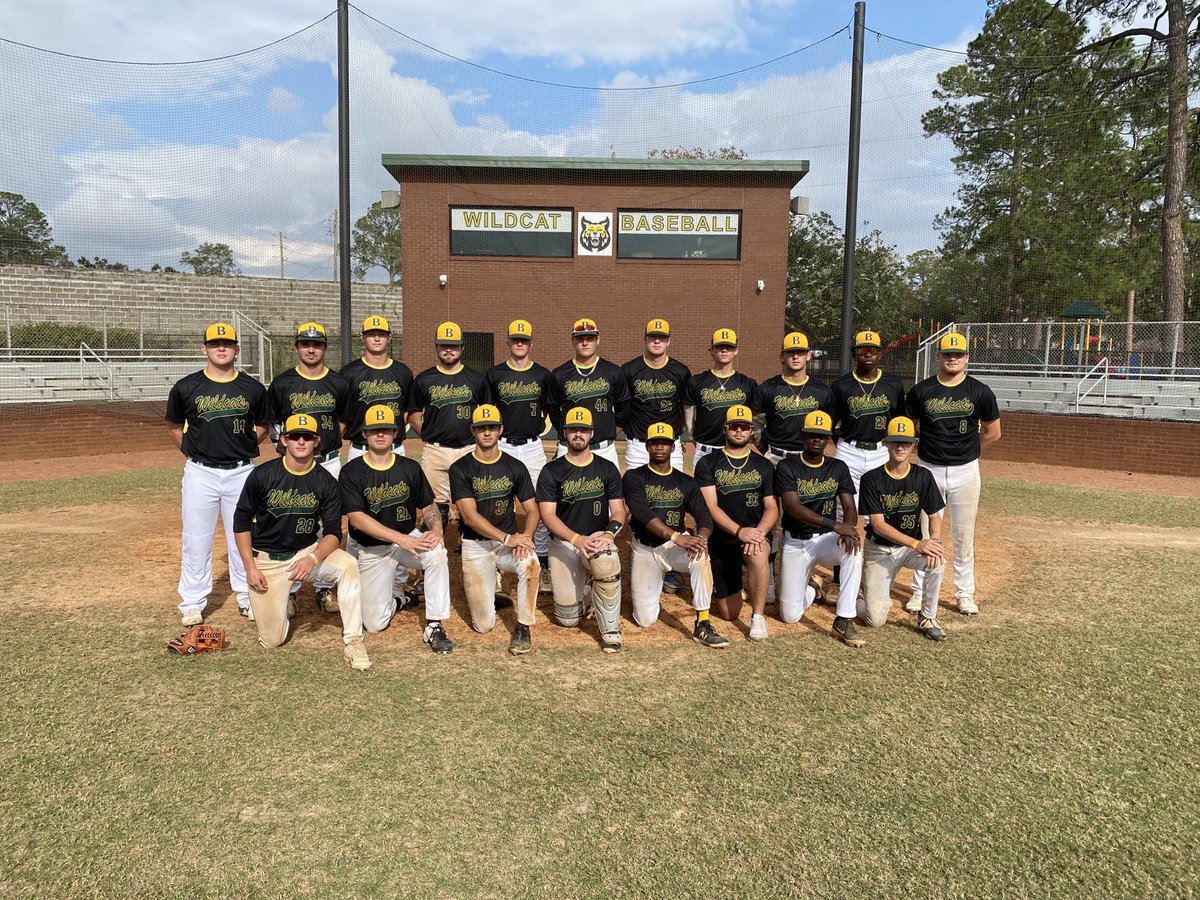 Baseball_bscc's tweet photo. Congratulations to the Bishop State CC Fall 2020 World Series Champion (TEAM BELL/HUNT) #Bishopstatement #steakeaters https://t.co/1TY7LjbDOG