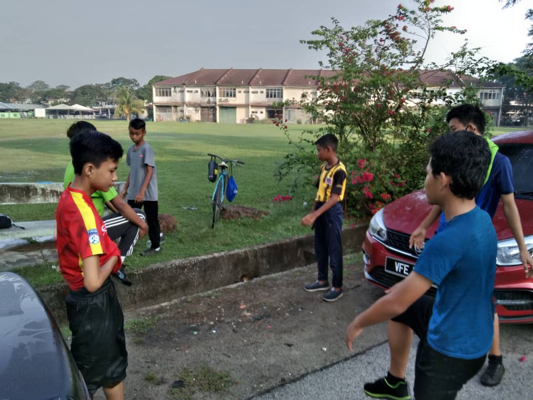 fc_spf's tweet photo. LATIHAN MENAIKKAN STAMINA PARA PLAYER SPF FC DENGAN MENGIKUTI SOP https://t.co/NNzauE2Zll