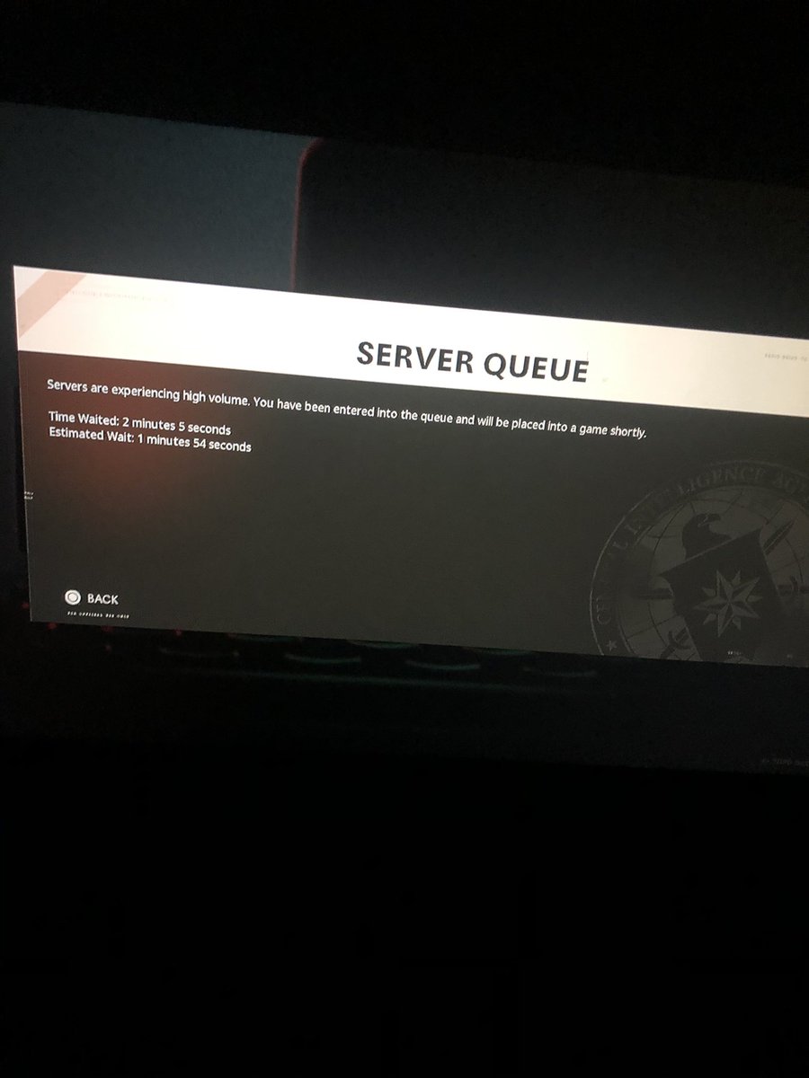 kamisworld49's tweet photo. Ppl complaining and saying how they not buying the game but that’s not what the servers are saying #codlaunch #BlackOpsColdWarLaunch https://t.co/oPPGNZhhU9