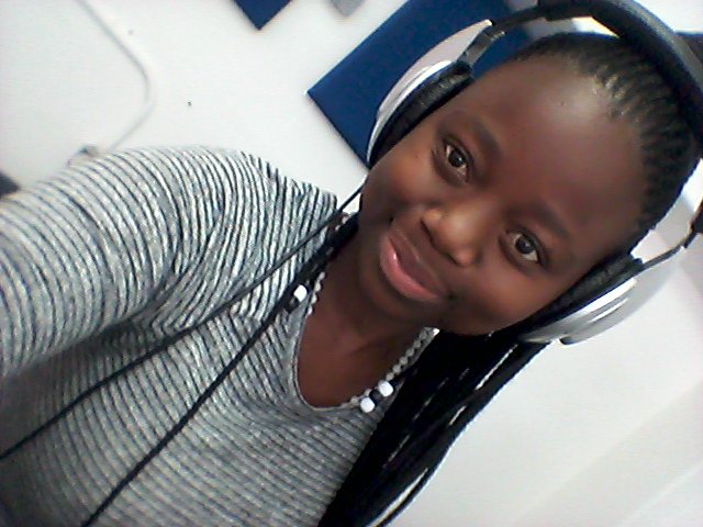 RLaelae's tweet photo. Join me on Midmorning radio from 09:00-12:00 on #DoPEFM 103.6MHz & https://t.co/4MHyfROibF
#Irreplaceable with me #LaeLae
@Joseph_Manesa4
@fumane__m
@Grace78982108
@letsAskmosh https://t.co/7fwL1mpORF