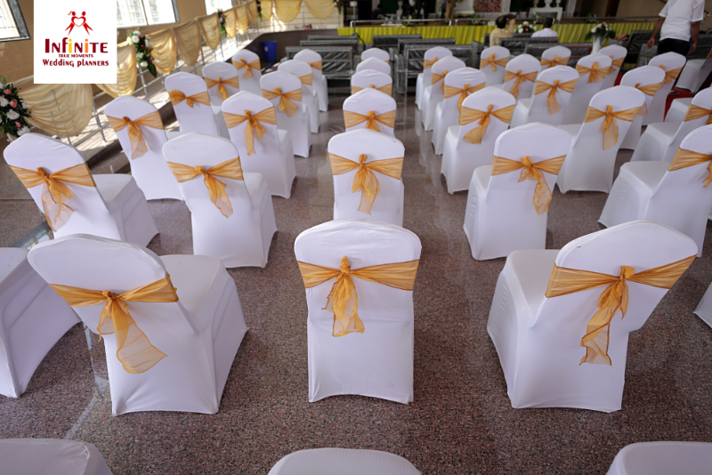 infiniteweddin1's tweet image. Our wedding seating arrangement is just perfect for your special day. For more information or booking, please call us at +91 98440 45585.
.
.
.
.
#weddingarrangements #seatingdesign #weddingseating #weddingseatings #weddinghall #weddingseats #weddinghallarrangements