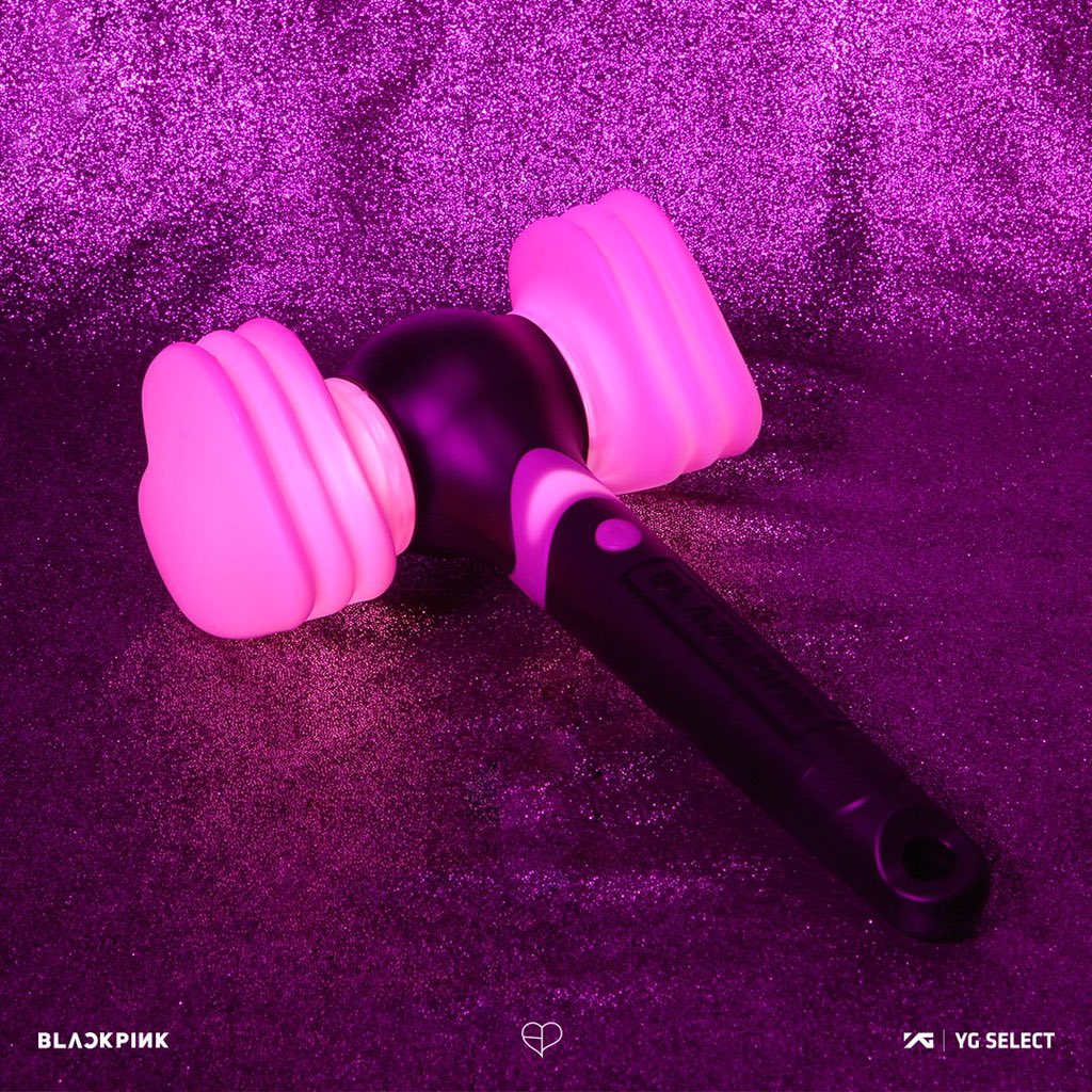 bluehour_ph's tweet photo. #BlueHourPHGO 
 💗BLACKPINK OFFICIAL LIGHTSTICK VER. 2 LIMITED EDITION w/ POB
PHP 2,100 (ALL IN) + LSF

💖DOO/DOP: November 17
💖Normal ETA: estimated 4-6 weeks
💖Form: https://t.co/bz48O1q2ga https://t.co/Z52IxkUw7Z