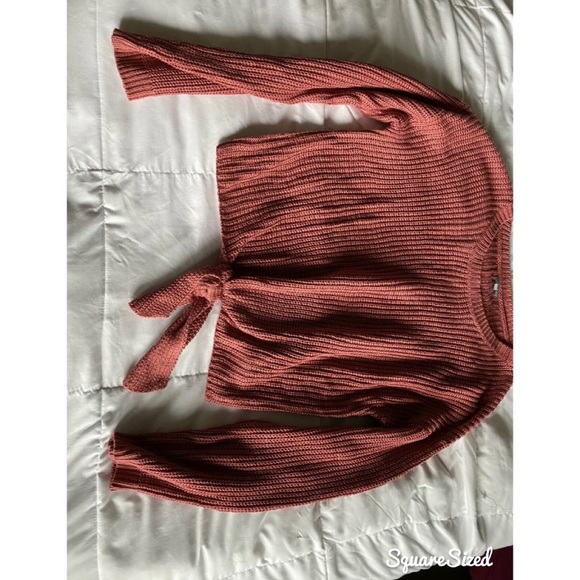 jaylynn451's tweet photo. So good I had to share! Check out all the items I'm loving on @Poshmarkapp #poshmark #fashion #style #shopmycloset #charlotterusse #forever21: https://t.co/tJLQwUAZ2s https://t.co/loVAD6H5H0
