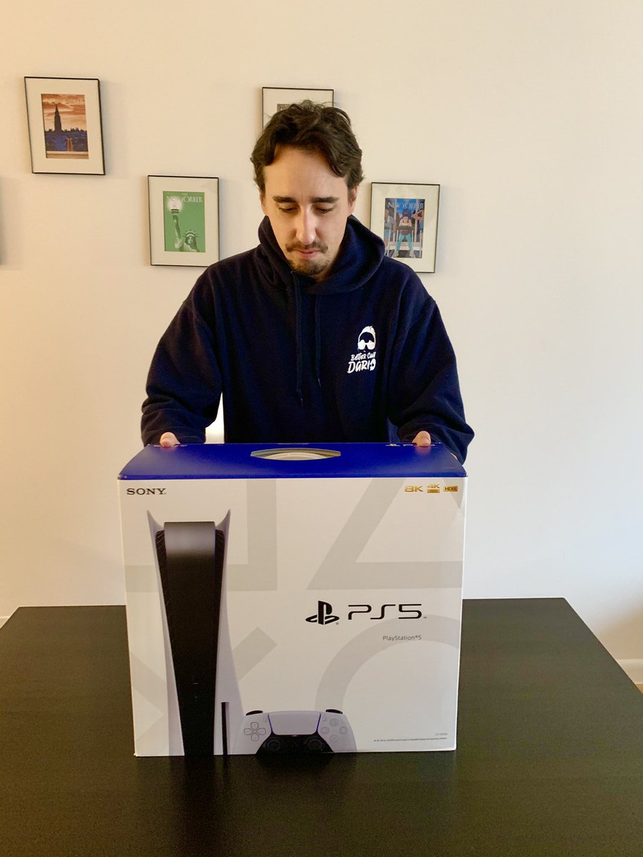 darioviti's tweet photo. DAY ONE  #PS5Launch #PlayStation5 #DAYONE  #PlayStation @PlayStationIT @PlayStation #PS5PreOrders https://t.co/jdNRKVfNBc