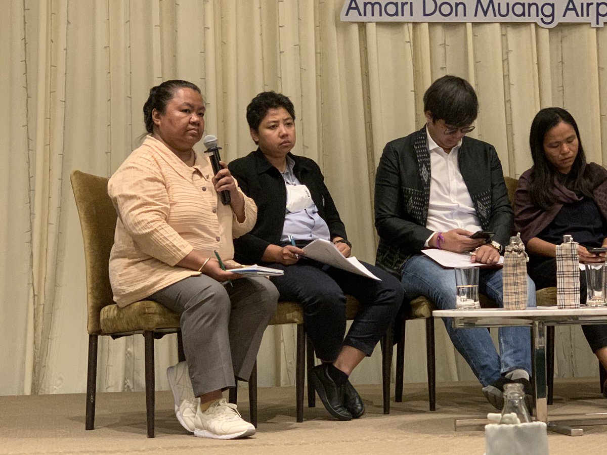 liviosarandrea's tweet photo. When we talk about #Thailand setting the bar high on #bizhumanrights we talk about this great work done by CSOs at least as much as the adoption of a NAP by the Govt. Kudos to @Sor_CRC @CRC_Thai @forum_asia and other org. for the constructive review of 1st year of implementation https://t.co/YfA8tC5RzX