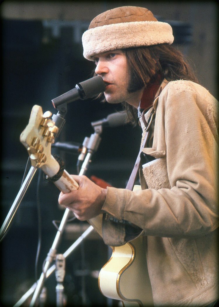 Happy late birthday to neil young!!!! 