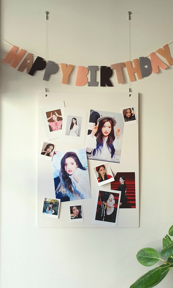 AvvioRearWindow's tweet photo. #이달의소녀 #올리비아혜 생일이벤트를 내일까지 진행합니다

스무번째 생일을 축하합니다 🎉 
예쁘게 귀여운 특전과 이벤트준비하신 @hyehye_1113 님 고생하셨어요

#Hyeppy_OliviaDay #혜주 #생일축하해 #컵홀더이벤트 #카페아비오 #cafeavvio https://t.co/qRmVq9W71v
