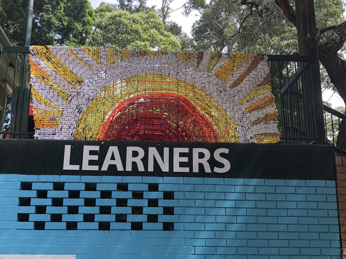 newtown_ps's tweet photo. Many cultures around the world, including Indigenous Australians, come together to weave using natural fibres & pigments. This week our students came together to weave this magnificent art installation of the sun @NSWEducation @naidocweek #NPScreativity #festivalofcreativity2020 https://t.co/guSAcmAlPc