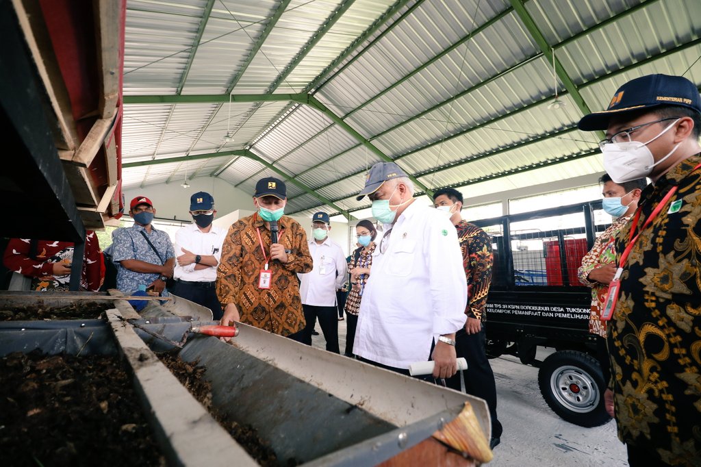 yendiatmaja's tweet photo. Nggih siap @KemenPU @DitjenCK #TPS3R #KSPNBorobudur #tuksongo #magelang https://t.co/3HZmv5L37s