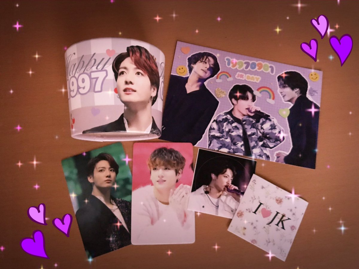 N_like_n's tweet photo. @sweet_rabbit91 님
@sweet_rabbitJP 様

カプホ届きました🎁
トレカやステッカーも素敵で🥰

郵送対応ありがとうございました💜 https://t.co/vp8Qjq1oRa