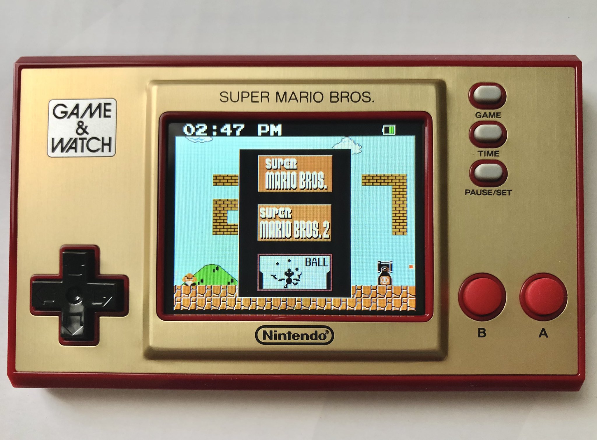 まくちゃんwフレンズ Na Twitteru ゲーム ウオッチ スーパーマリオブラザーズが届きました ゲームギアminiより画面が大きくて見やすいです W 操作感も問題なく音も良い感じで聴こえます 既にハックされたようでゲームはエミュレータで動作していてromイメージはnes