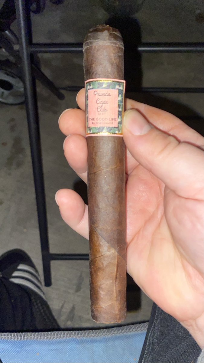 NNeher's tweet photo. @privadacigar let’s have a toast to the good life #privadacigars #cigars #newworldcigars https://t.co/P2AFgtcrao